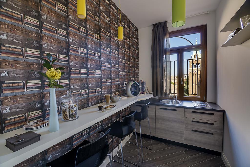 Blue Inn Luxury Suites Рим Екстер'єр фото