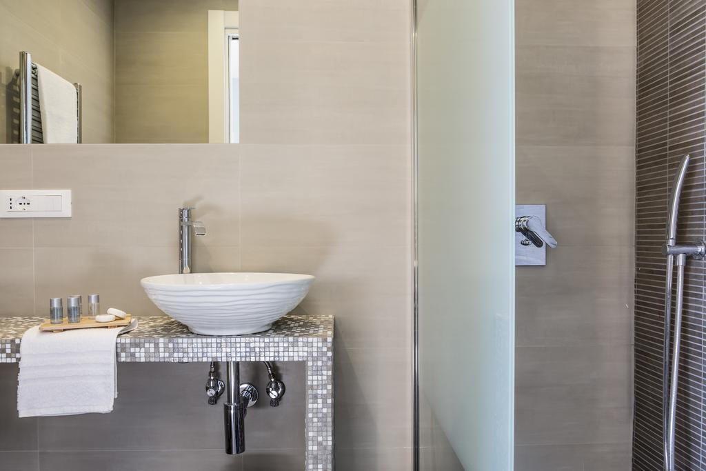 Blue Inn Luxury Suites Рим Номер фото
