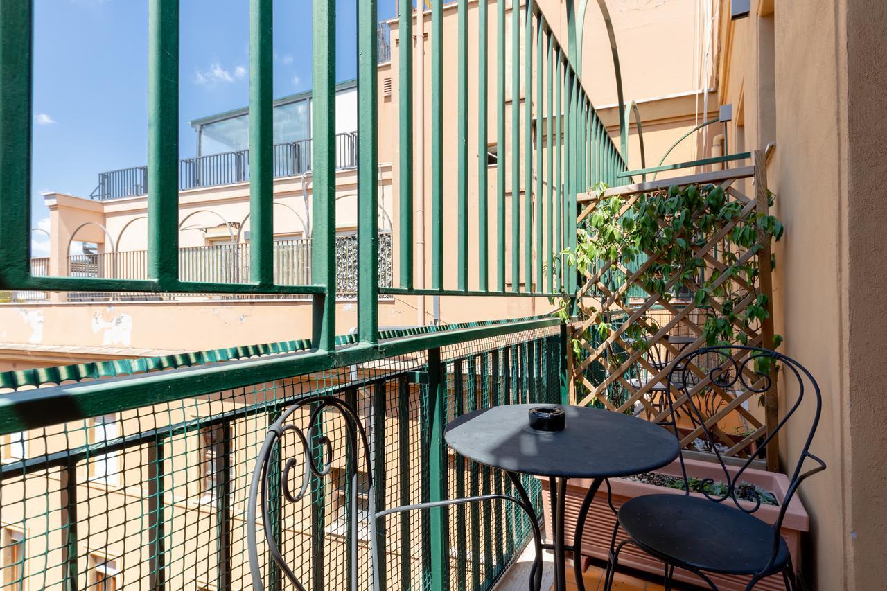 Blue Inn Luxury Suites Рим Екстер'єр фото