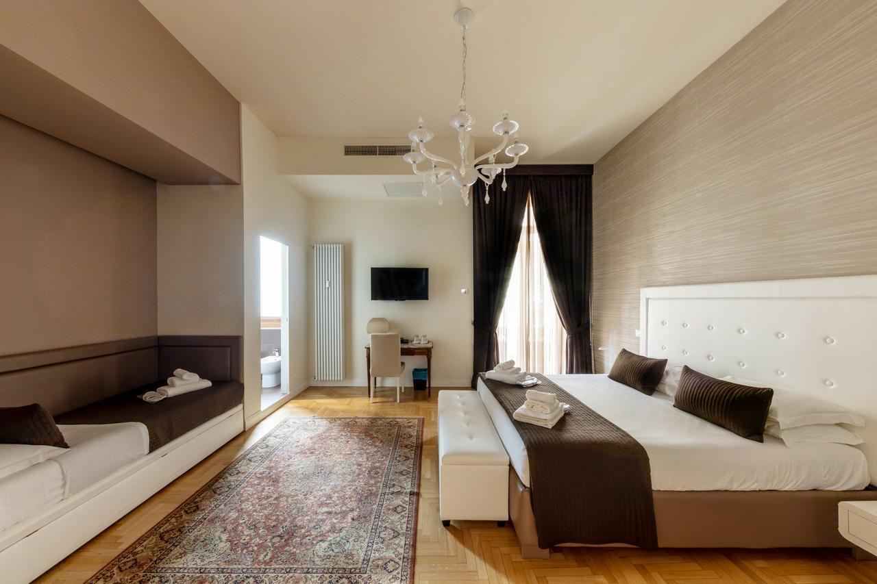 Blue Inn Luxury Suites Рим Екстер'єр фото