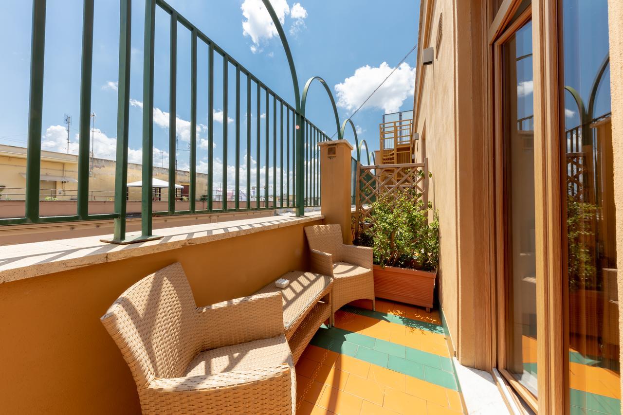Blue Inn Luxury Suites Рим Екстер'єр фото